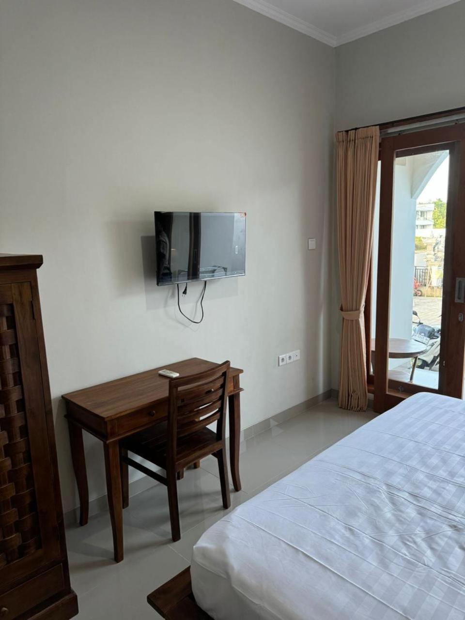 Simple Homestay Balangan Пекату Экстерьер фото