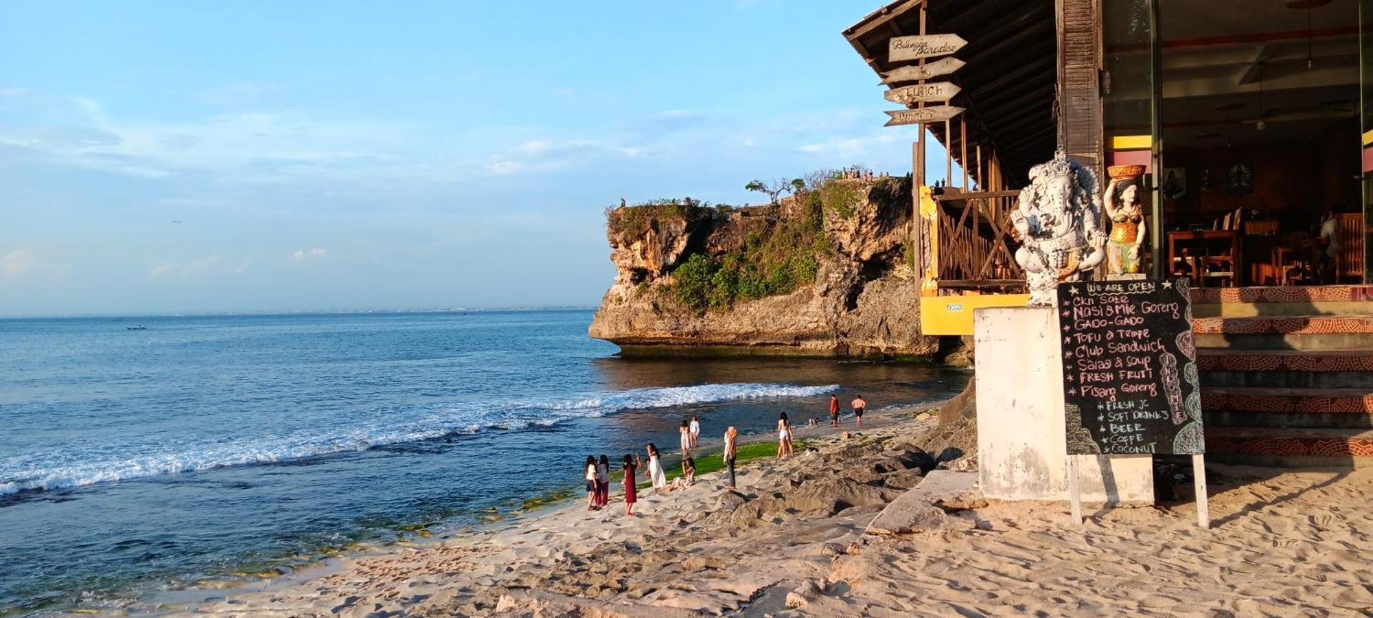 Simple Homestay Balangan Пекату Экстерьер фото